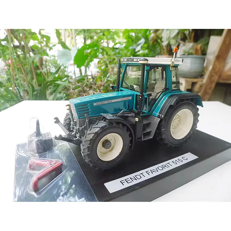 Масштабная модель трактора Fendt Favorit 515C из литого металла, 1:32, коллекционная, для взрослых, декоративная, подарочная, для демонстрации
Масштабная модель трактора Fendt Favorit 515C из литого металла, 1:32, коллекционная, для взрослых, декоративная, подарочная, для демонстрации