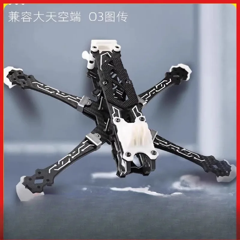 Simulated Tryingfly Skybreaking 5-inch Rack Supports O3 Sky End Suitable for FPV HighDefinition Aerial Photography Fancy Flight
Simulated Tryingfly Skybreaking 5-inch Rack Supports O3 Sky End Suitable for FPV HighDefinition Aerial Photography Fancy Flight