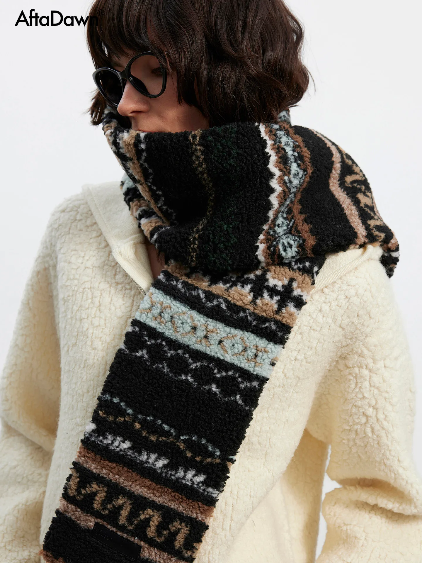 AFTADAWN Knitted Warm Woolen Scarf Fair Isle Floral Patterned Lamb Fur Embroidery British Style Winter Unisex Rectangle Scarf
AFTADAWN Knitted Warm Woolen Scarf Fair Isle Floral Patterned Lamb Fur Embroidery British Style Winter Unisex Rectangle Scarf
