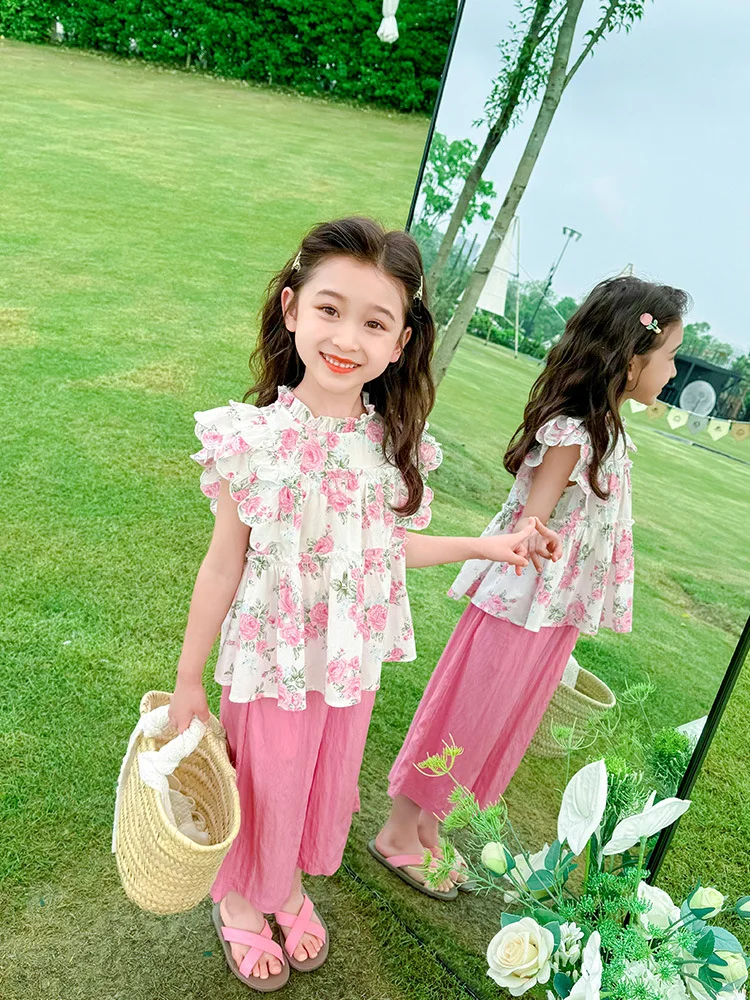 CXJM-Girls' Summer Outfit New Stylish Children's Internet Celebrity Fashionable Clothes Little Girl Sleeveless Floral Two-Piece
CXJM-Girls' Summer Outfit New Stylish Children's Internet Celebrity Fashionable Clothes Little Girl Sleeveless Floral Two-Piece