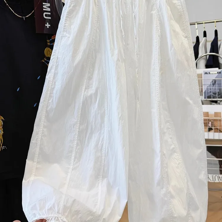 Loose Fit Elastic Waist Casual Pants Women Summer Thin Flower Bud Nine Points Lantern Pants Relaxed Feeling Cotton Trousers
Loose Fit Elastic Waist Casual Pants Women Summer Thin Flower Bud Nine Points Lantern Pants Relaxed Feeling Cotton Trousers