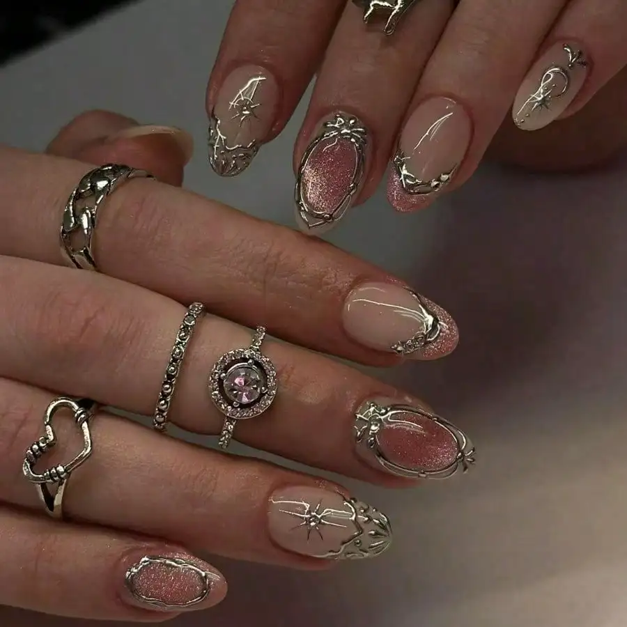 24 pieces pure hand-worn nail art gilt premium French with drill cat's eye short oval removable
24 pieces pure hand-worn nail art gilt premium French with drill cat's eye short oval removable