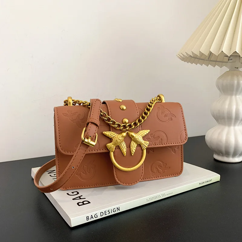 Корейская модная нишевая сумка-«ласточка» 2026 года, трендовый дизайн с цепочкой, универсальная сумка на плечо и через плечо
Корейская модная нишевая сумка-«ласточка» 2026 года, трендовый дизайн с цепочкой, универсальная сумка на плечо и через плечо