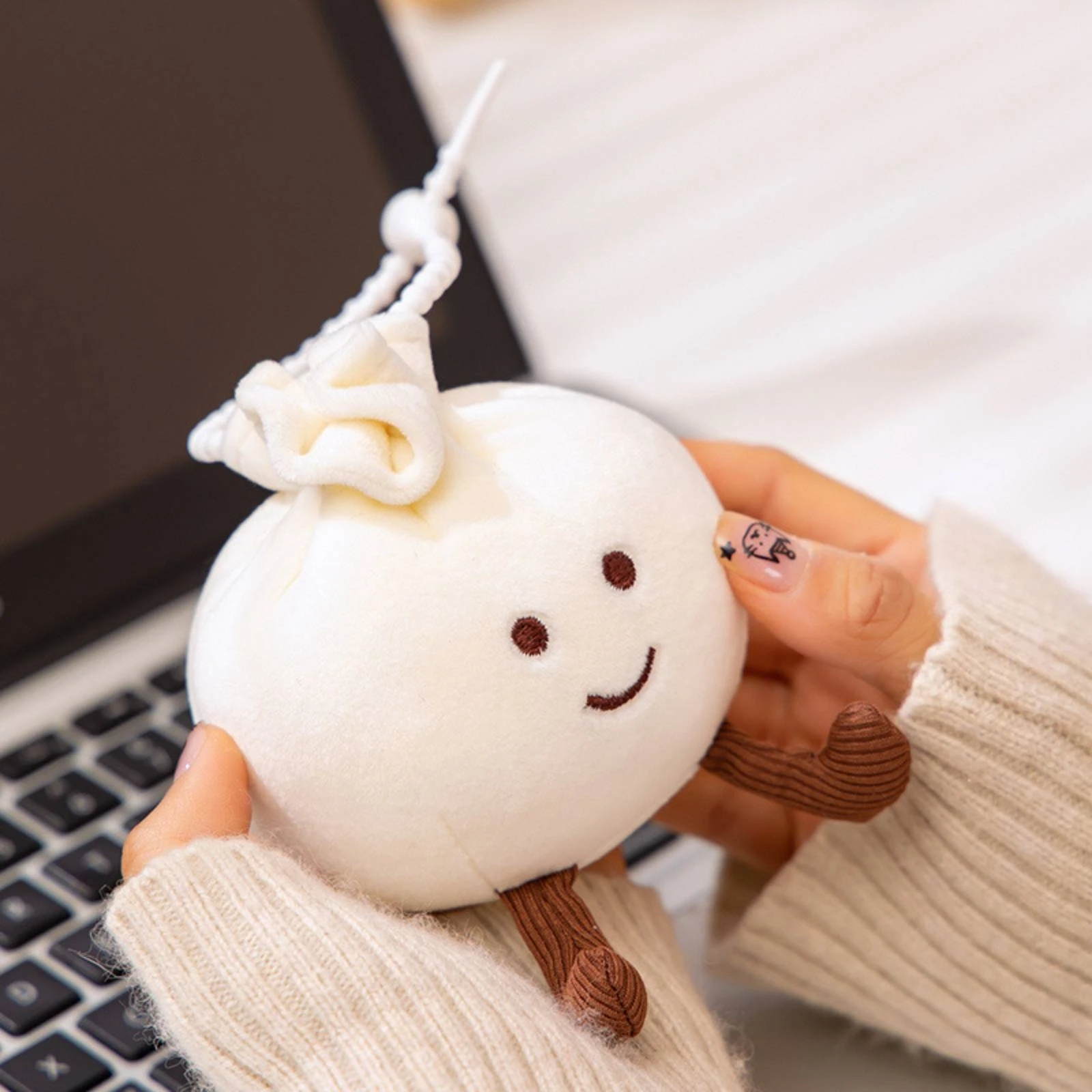 Bun Soft Toy Keychain Lightweight Dumpling Soft Toy Keychain Dumpling Bag Charm Easy to Clean Gift Item Long-Lasting
Bun Soft Toy Keychain Lightweight Dumpling Soft Toy Keychain Dumpling Bag Charm Easy to Clean Gift Item Long-Lasting