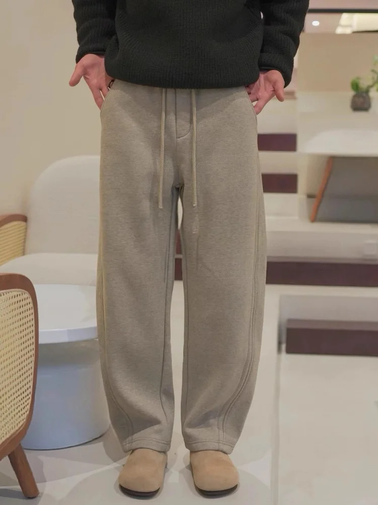 Мужские зимние утепленные брюки свободного кроя с широкими штанинами, прямые, комфортные, теплые, мягкие, из смесового хлопка
Мужские зимние утепленные брюки свободного кроя с широкими штанинами, прямые, комфортные, теплые, мягкие, из смесового хлопка