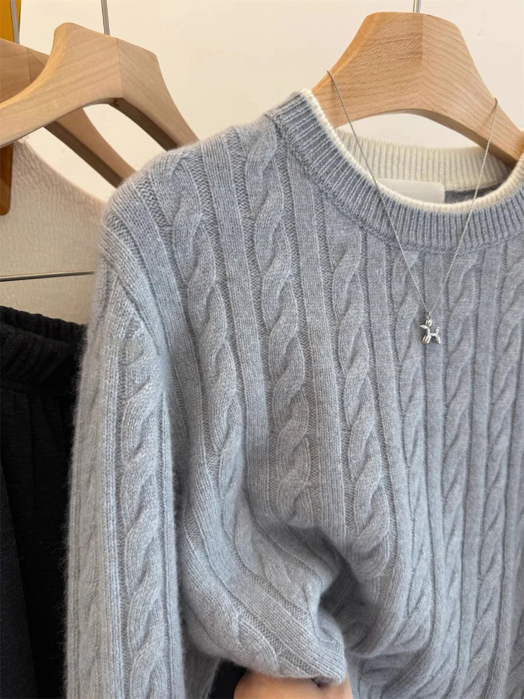 Autumn Winter Women's round Neck Knitted Sweater Soft Plush Twist Knit Top Thick Inner Wear False Two-Piece Style Comfortable...
Autumn Winter Women's round Neck Knitted Sweater Soft Plush Twist Knit Top Thick Inner Wear False Two-Piece Style Comfortable...