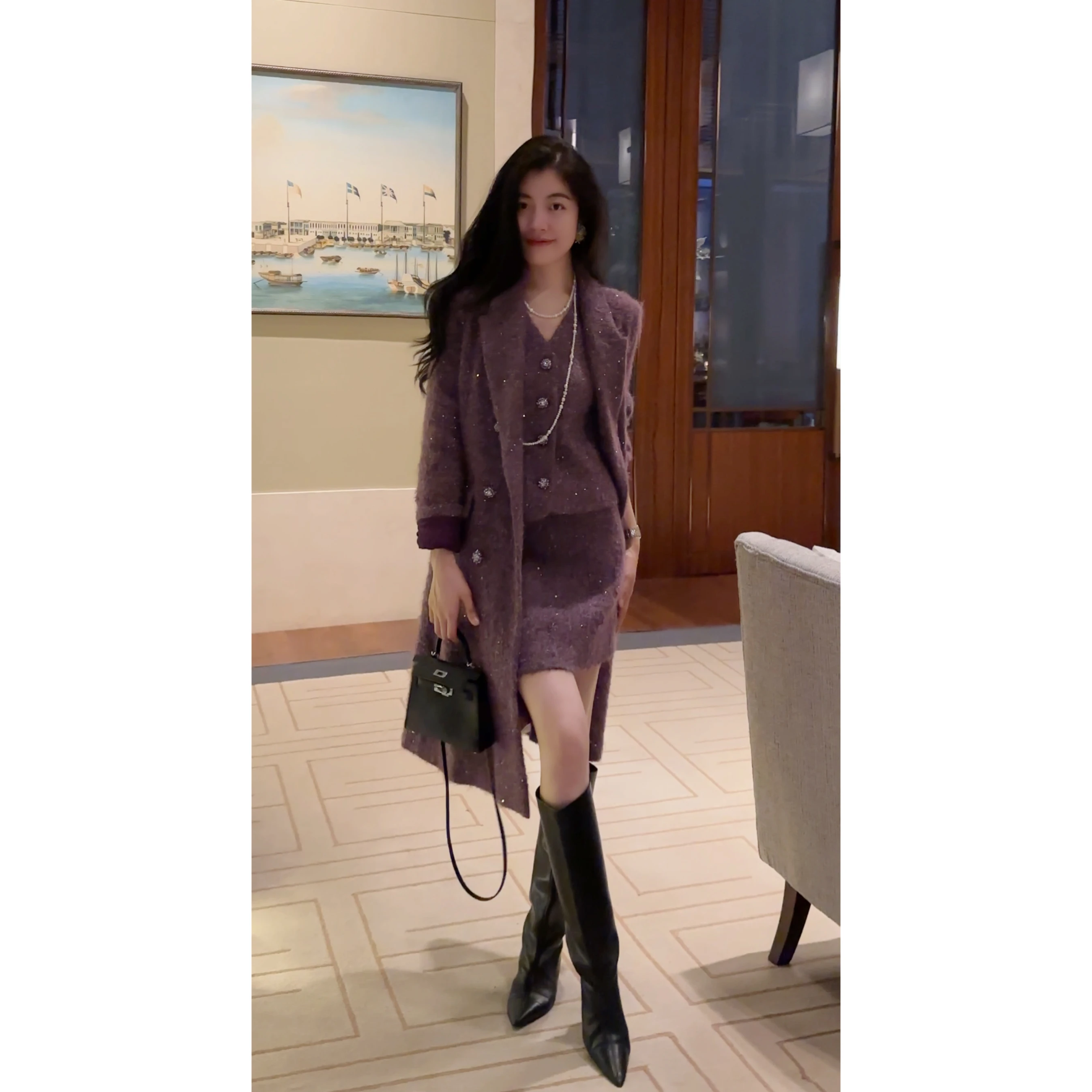 NCOU Nie Kou Зимний комплект 2025: Фиолетовый роскошный костюм с жилетом и юбкой в китайском стиле для женщин
NCOU Nie Kou Зимний комплект 2025: Фиолетовый роскошный костюм с жилетом и юбкой в китайском стиле для женщин
