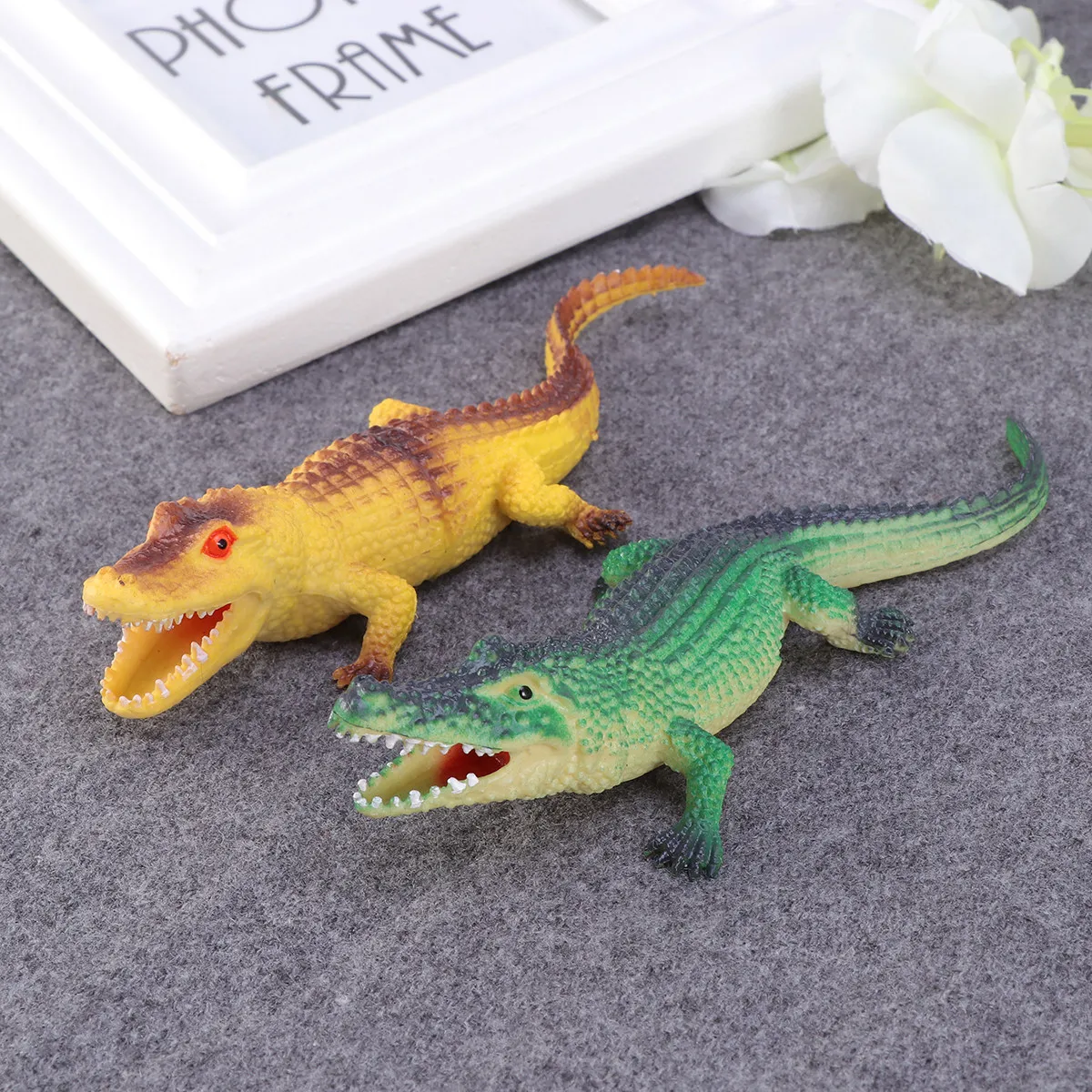 8Pcs Alligator Figure Realistic Plastic Animal Figures Early Education Cognitive Play for Boys Girls Kids Toddlers Birthday
8Pcs Alligator Figure Realistic Plastic Animal Figures Early Education Cognitive Play for Boys Girls Kids Toddlers Birthday