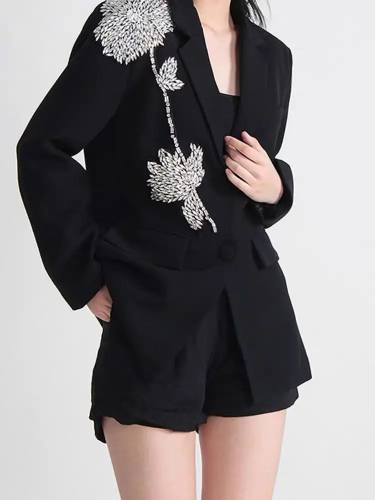 Luxury French Fashion Women Beading Flower Blazer Spring Autumn Appliques Notched Single Breasted Elegant Celebrity Office Lady
Luxury French Fashion Women Beading Flower Blazer Spring Autumn Appliques Notched Single Breasted Elegant Celebrity Office Lady
