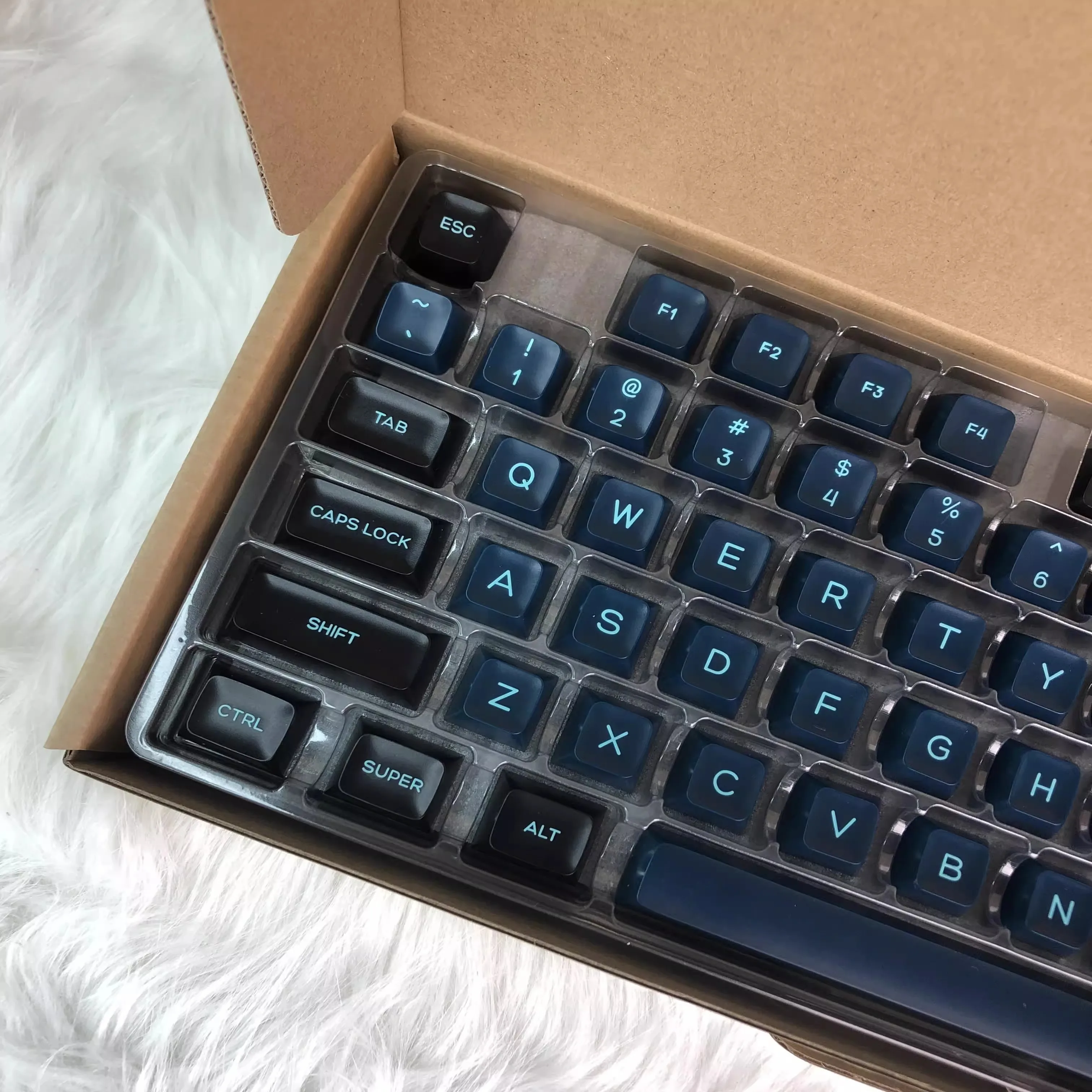 160 Keys/Set Keyboard Keycap DIY Custom PBT Monster Keycaps ISO SA Profile Double Shot for Mechanical Game Keyboard
160 Keys/Set Keyboard Keycap DIY Custom PBT Monster Keycaps ISO SA Profile Double Shot for Mechanical Game Keyboard