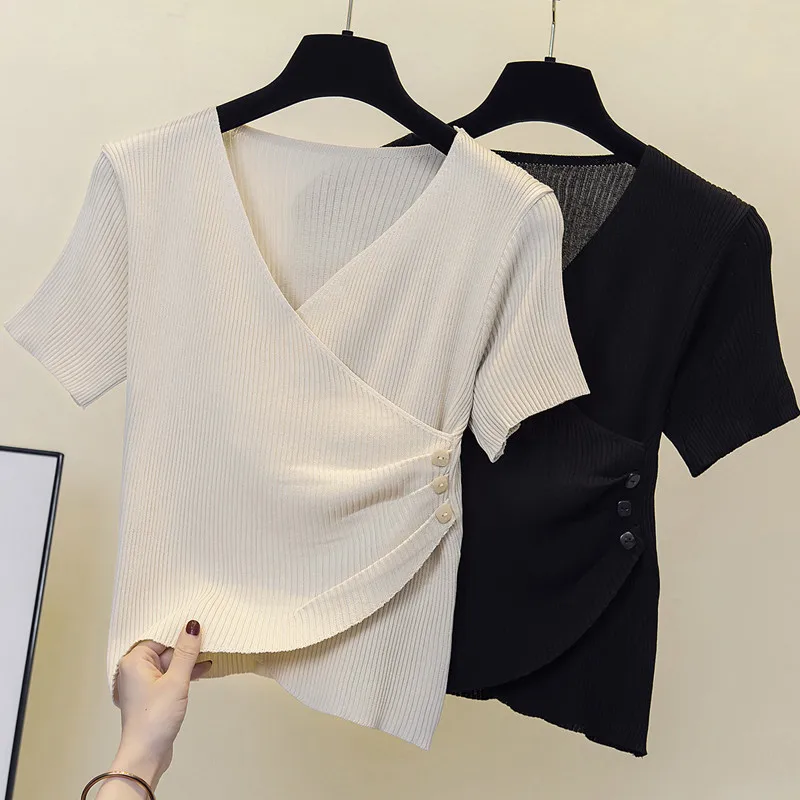 4XL size women casual solid kintting thin sweater 2022 Summer short sleeve v neck solid loose Oversized pullover jumper
4XL size women casual solid kintting thin sweater 2022 Summer short sleeve v neck solid loose Oversized pullover jumper