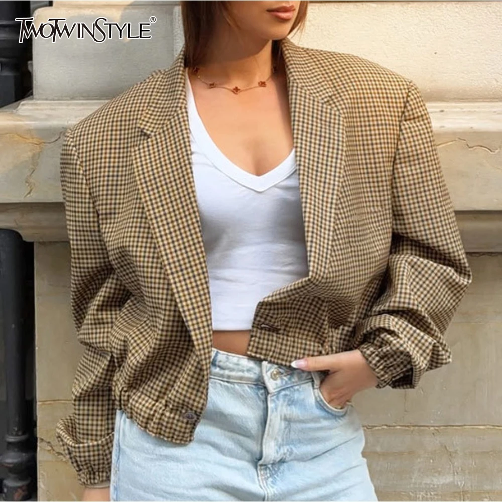 TWOTWINSTYLE Ретро офисный стиль клетчатая куртка для женщин с лацканами и длинными рукавами на эластичном подоле свободное короткое пальто женское осеннее новое
TWOTWINSTYLE Ретро офисный стиль клетчатая куртка для женщин с лацканами и длинными рукавами на эластичном подоле свободное короткое пальто женское осеннее новое