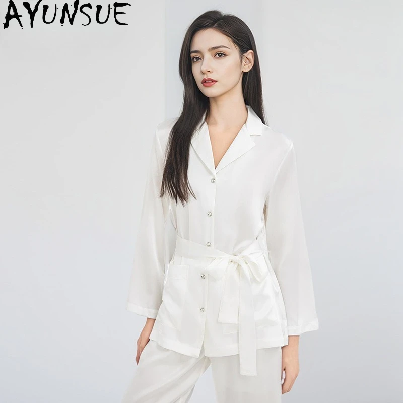 AYUNSUE 100% Mulberry Silk Sleepwear Women 19mm Silk Summer Clothes 2026 Pajama Set Long Sleeve Top Pants Sets Lace-up Пижама
AYUNSUE 100% Mulberry Silk Sleepwear Women 19mm Silk Summer Clothes 2026 Pajama Set Long Sleeve Top Pants Sets Lace-up Пижама