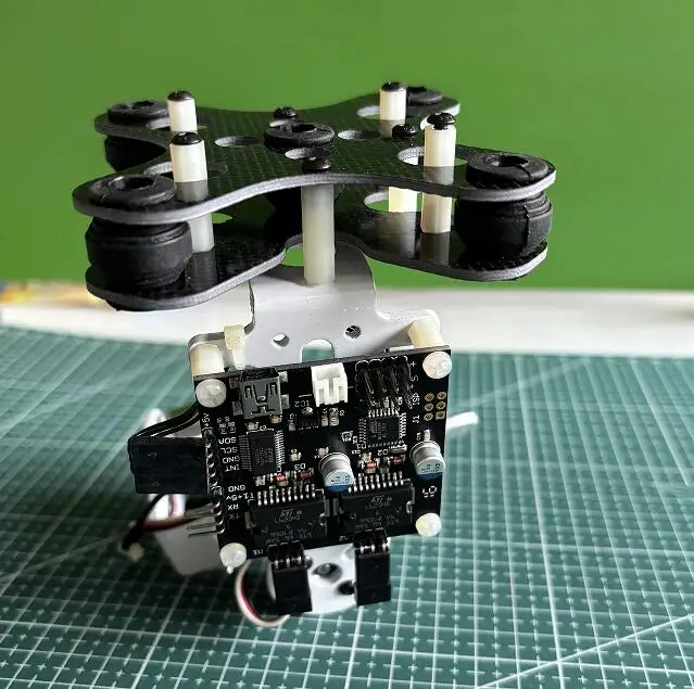 Sport gimbal 2208 brushless motor and Anleitung Brushless Gimbal Controller V3 by Martinez Ready use for gopro camera RC drone
Sport gimbal 2208 brushless motor and Anleitung Brushless Gimbal Controller V3 by Martinez Ready use for gopro camera RC drone