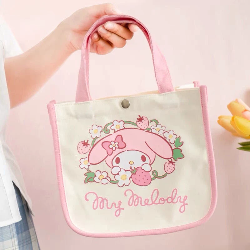 Модная женская сумка с рисунком из мультфильма sanrio, женская сумка для хранения, дорожная сумка для покупок
Модная женская сумка с рисунком из мультфильма sanrio, женская сумка для хранения, дорожная сумка для покупок