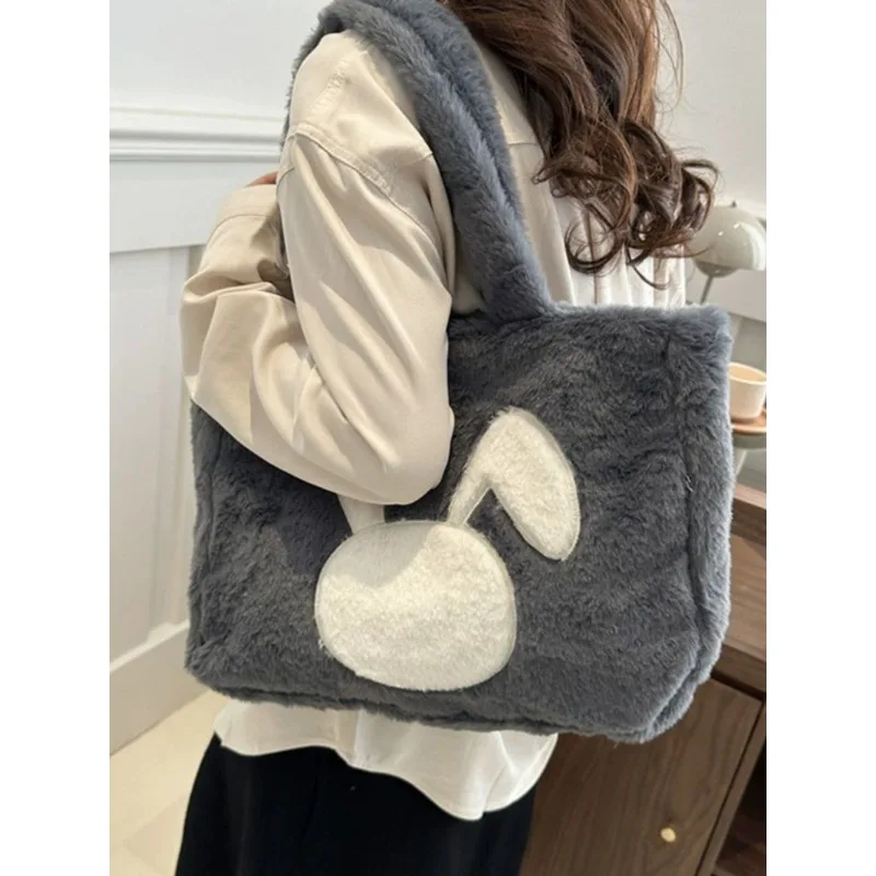Foufurieux Plush Shoulder Bags Soft Fuzzy Ladies Tote Bag Cute Faux Fur Hobo Bag Trendy Large Capacity Fluffy Top-handle Bags
Foufurieux Plush Shoulder Bags Soft Fuzzy Ladies Tote Bag Cute Faux Fur Hobo Bag Trendy Large Capacity Fluffy Top-handle Bags