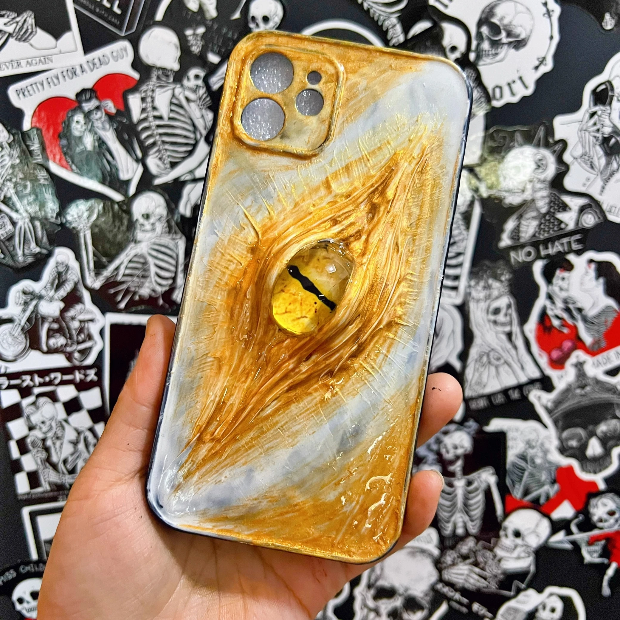 4004 Handmade Gothic Horror 3D Relief Phone Case Dark Fantasy Aesthetics Protective Shell for IPhone Xiaomi Huawei Samsung
4004 Handmade Gothic Horror 3D Relief Phone Case Dark Fantasy Aesthetics Protective Shell for IPhone Xiaomi Huawei Samsung