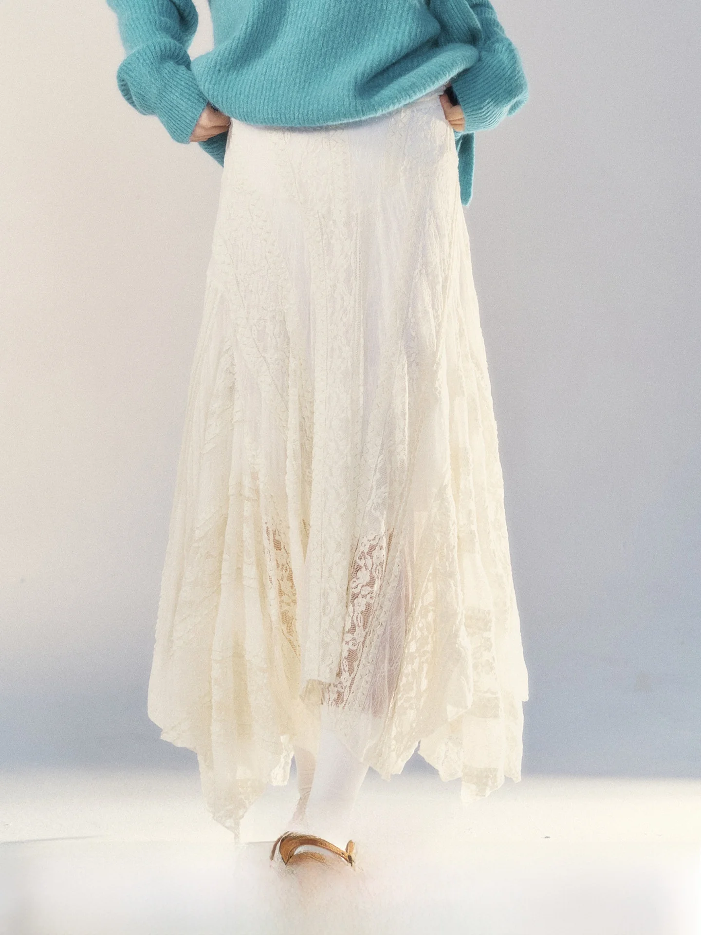 Асимметричная белая женская юбка с высокой талией, А-силуэт, длинная, асимметричная, во французском стиле, для повседневной носки, из нейлона, хлопка и спандекса
Асимметричная белая женская юбка с высокой талией, А-силуэт, длинная, асимметричная, во французском стиле, для повседневной носки, из нейлона, хлопка и спандекса