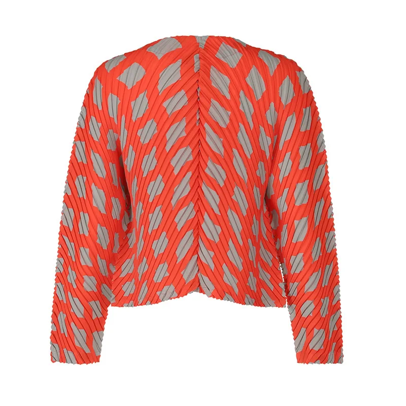 Pleated Coat Women's Spring And Autumn 2023 New Knitted Casual All-match Cardigan Top
Pleated Coat Women's Spring And Autumn 2023 New Knitted Casual All-match Cardigan Top