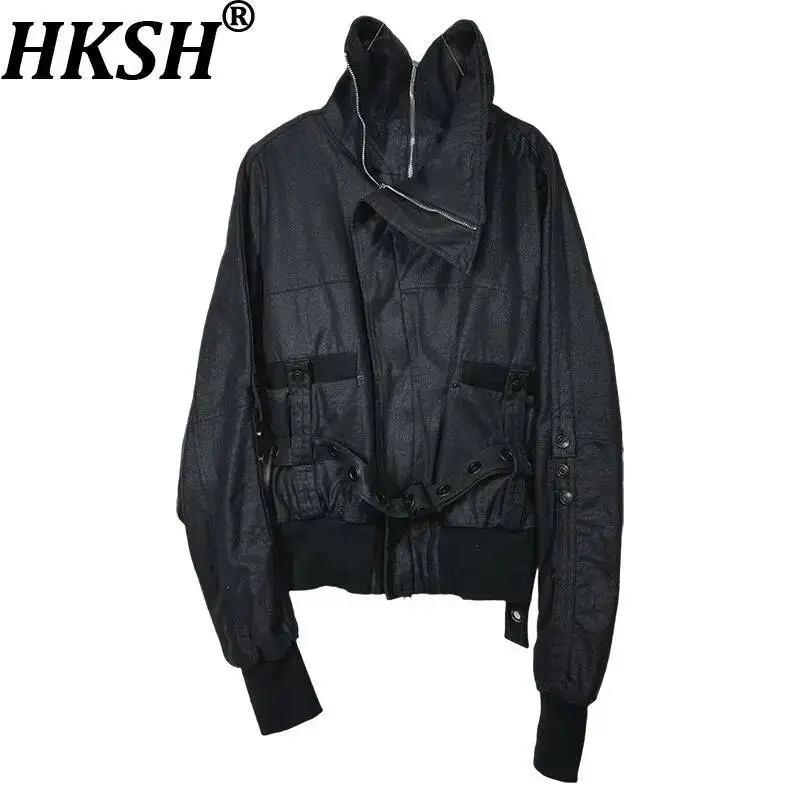 HKSH Spring Autumn New Man Waste Land Dark Style Zipper Deconstructed Waxed Asymmetric Sashes Turtleneck Punk Ins Jacket HK14156
HKSH Spring Autumn New Man Waste Land Dark Style Zipper Deconstructed Waxed Asymmetric Sashes Turtleneck Punk Ins Jacket HK14156