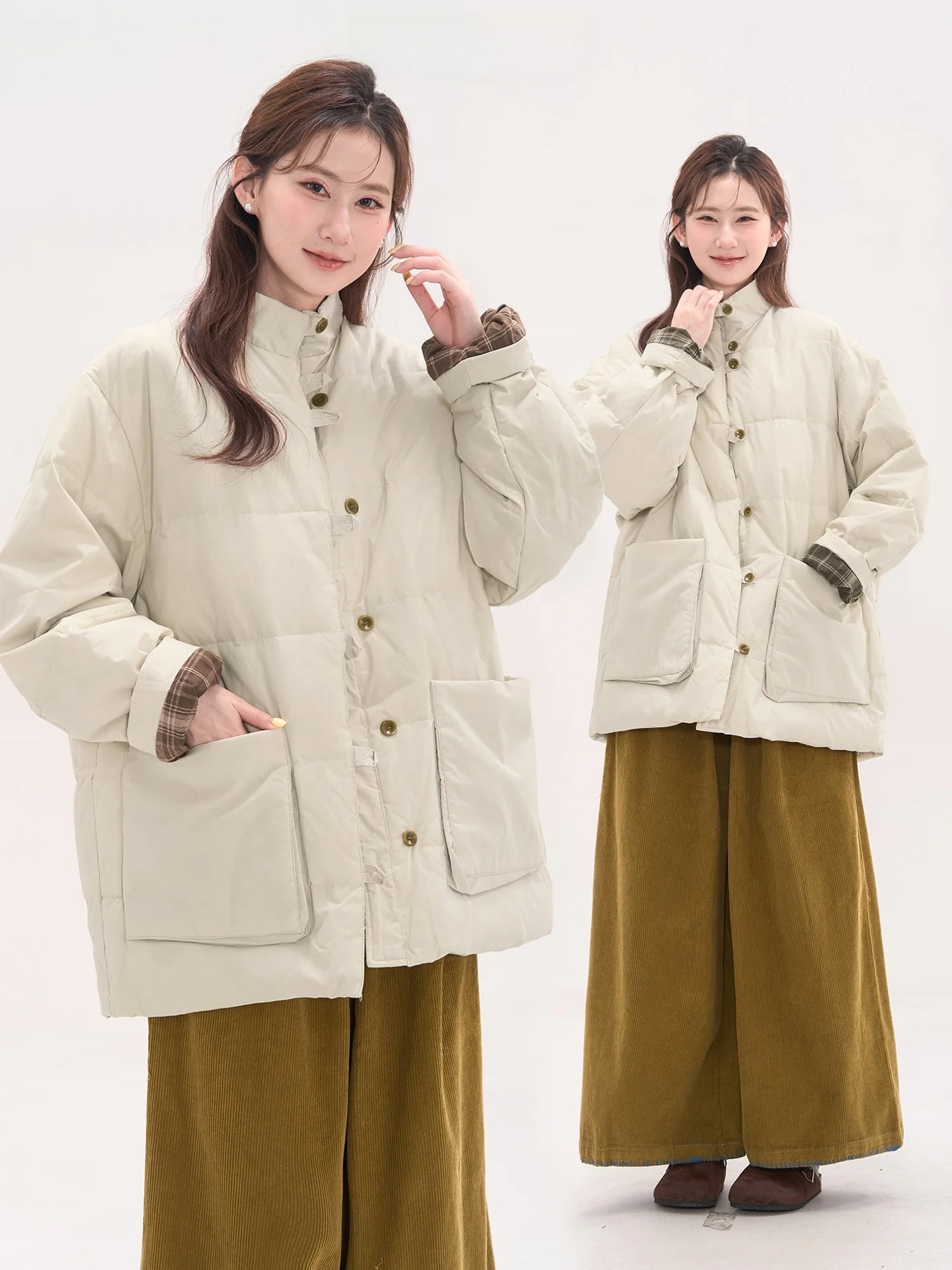 Heme Duck down Jacket Women's Winter Coat Stand Collar Single Button Bread Style Outerwear with Big Pockets Warm Commute Style
Heme Duck down Jacket Women's Winter Coat Stand Collar Single Button Bread Style Outerwear with Big Pockets Warm Commute Style