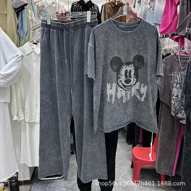 Vintage New Spring Summer Women Two-piece Set Hot Drilling Mickey Loose Short Sleeve T-shirt Top + Elastic Waist Casual Trousers
Vintage New Spring Summer Women Two-piece Set Hot Drilling Mickey Loose Short Sleeve T-shirt Top + Elastic Waist Casual Trousers