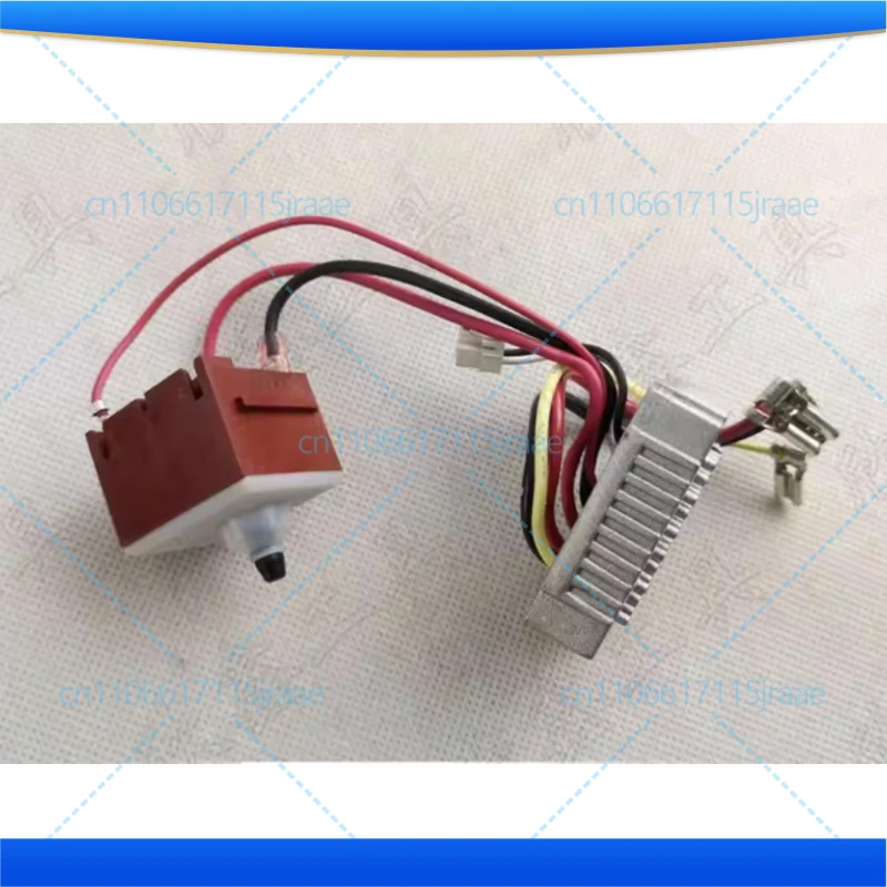 Switch Controller 620243-4 for Makita DGA452RFE XAG01 XNJ01 DGA452 DGA402 BJS161 BPJ180 BGD800 DGD800 DPJ180 DGD800Z Parts
Switch Controller 620243-4 for Makita DGA452RFE XAG01 XNJ01 DGA452 DGA402 BJS161 BPJ180 BGD800 DGD800 DPJ180 DGD800Z Parts