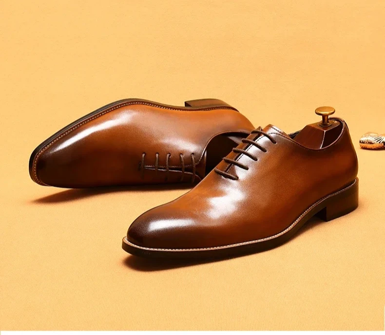 2025 Spring and Autumn Men's Business Dress Shoes Genuine Leather British Oxford Shoes Groom Wedding Shoes Gift
2025 Spring and Autumn Men's Business Dress Shoes Genuine Leather British Oxford Shoes Groom Wedding Shoes Gift