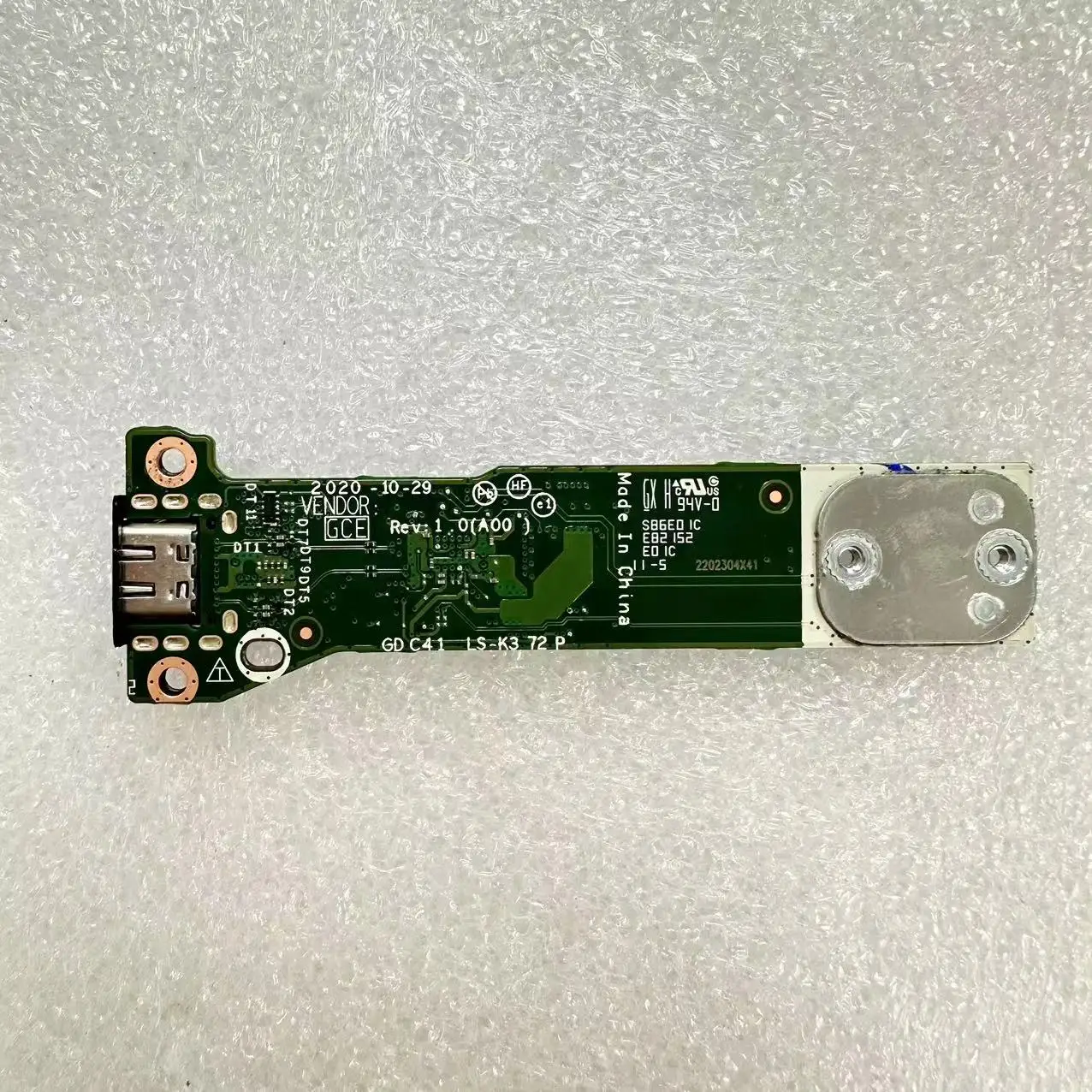 For DELL Latitude 7420 P135G USB-C Type-c IO Board CN-0VY00G 0VY00G VY00G Original 100% Full Tested OK
For DELL Latitude 7420 P135G USB-C Type-c IO Board CN-0VY00G 0VY00G VY00G Original 100% Full Tested OK