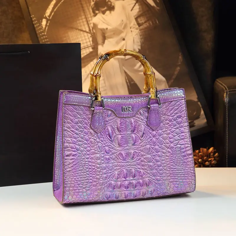 Luxury Crocodile Pattern Leather Handbags Women's Shoulder Messenger Bags Vintage Portable Tote Bag Large Bucket Bag 2026 New
Luxury Crocodile Pattern Leather Handbags Women's Shoulder Messenger Bags Vintage Portable Tote Bag Large Bucket Bag 2026 New