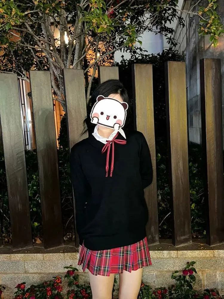 Japanese Sle College Little Pepper Long Sve Sweater Bla Knitted ort Skirt Set School orm Casual Faion Ensemble
Japanese Sle College Little Pepper Long Sve Sweater Bla Knitted ort Skirt Set School orm Casual Faion Ensemble