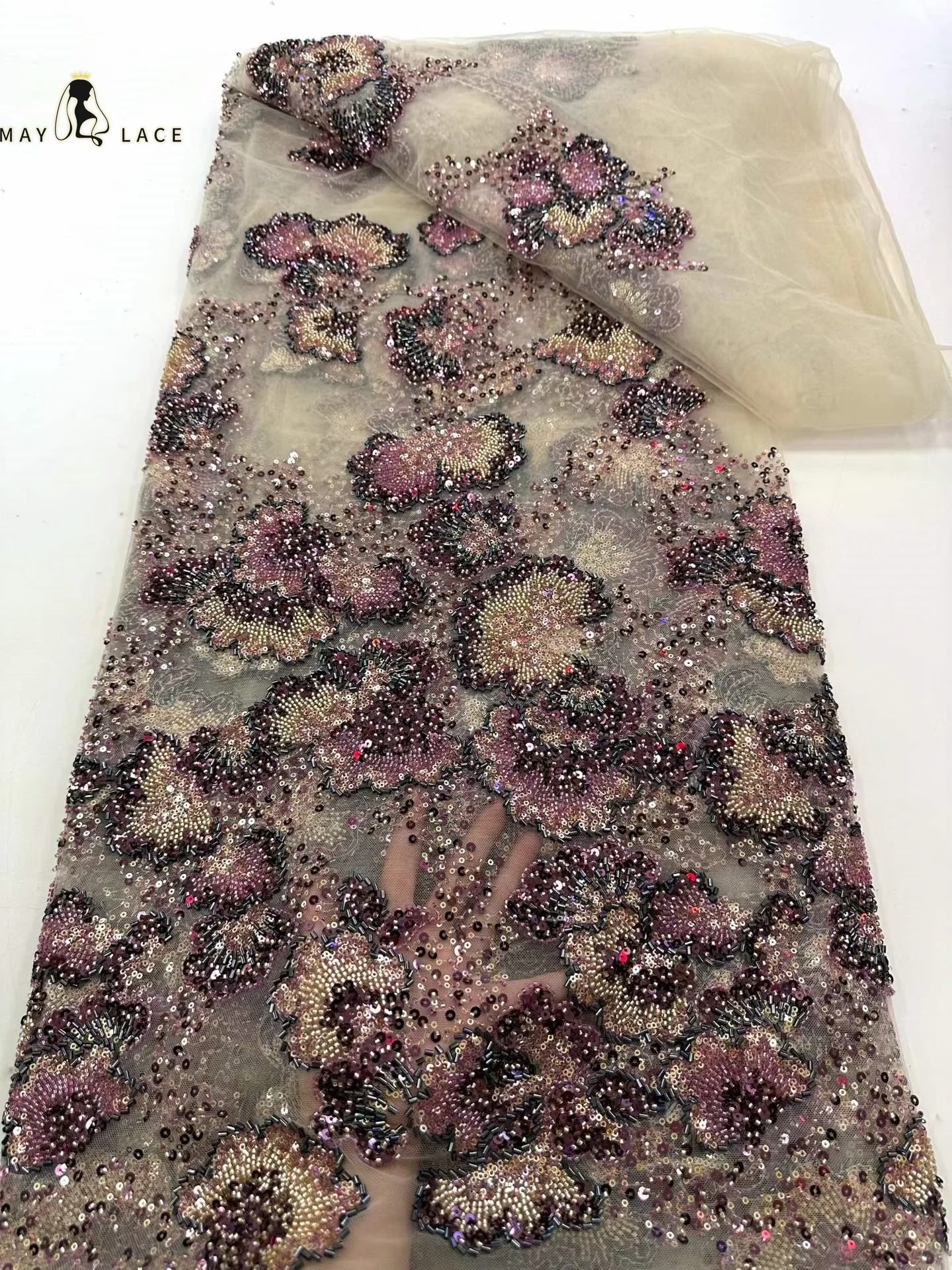 New Dubai Drystal Beaded Fabric 2026 Lace Fabric Embroidery French Lace Fabric Sequins High Quality 5 Yards Wedding Lace Fabrics
New Dubai Drystal Beaded Fabric 2026 Lace Fabric Embroidery French Lace Fabric Sequins High Quality 5 Yards Wedding Lace Fabrics