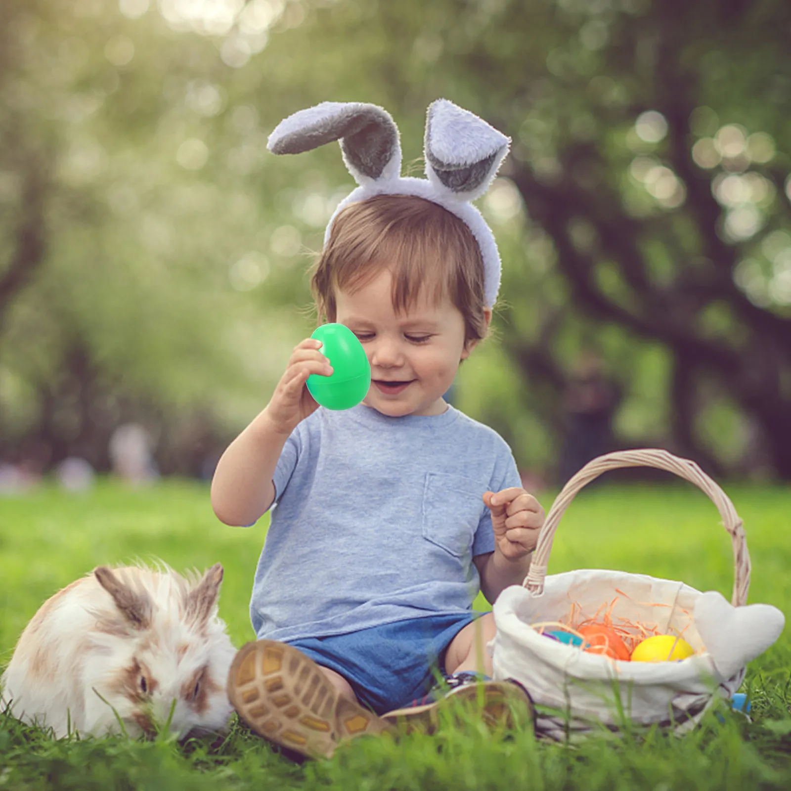 Набор из 12 глянцевых пластиковых пасхальных яиц (6 см) разных цветов для декораций, сувениров, игр и подарков
Набор из 12 глянцевых пластиковых пасхальных яиц (6 см) разных цветов для декораций, сувениров, игр и подарков