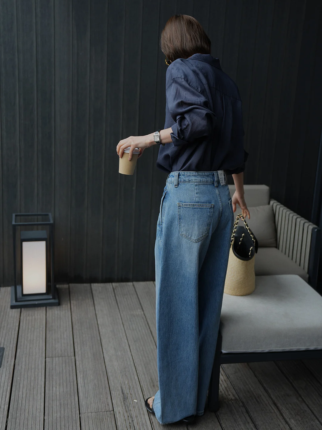 Retro American Washed Floor-Length Jeans Women's Loose Fit Versatile Wide Leg Pants Spring Summer New Style Aitu Show
Retro American Washed Floor-Length Jeans Women's Loose Fit Versatile Wide Leg Pants Spring Summer New Style Aitu Show