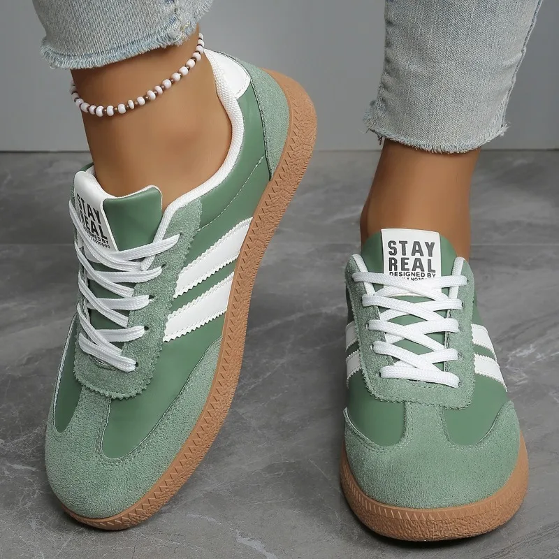 Brand New Women's Casual Solid Color Suede Vulcanized Shoes, Designer Spring Women's High-quality Walking Flat Shoes, Plus Size.
Brand New Women's Casual Solid Color Suede Vulcanized Shoes, Designer Spring Women's High-quality Walking Flat Shoes, Plus Size.