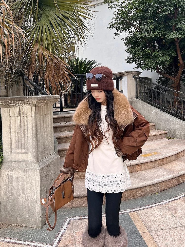 Элитное новое осенне-зимнее пальто Qiyu LA.eila anghai Miss с меховым воротником, 90% гусиный пух, кожаное, с мехом, теплое, повседневное, стильное
Элитное новое осенне-зимнее пальто Qiyu LA.eila anghai Miss с меховым воротником, 90% гусиный пух, кожаное, с мехом, теплое, повседневное, стильное