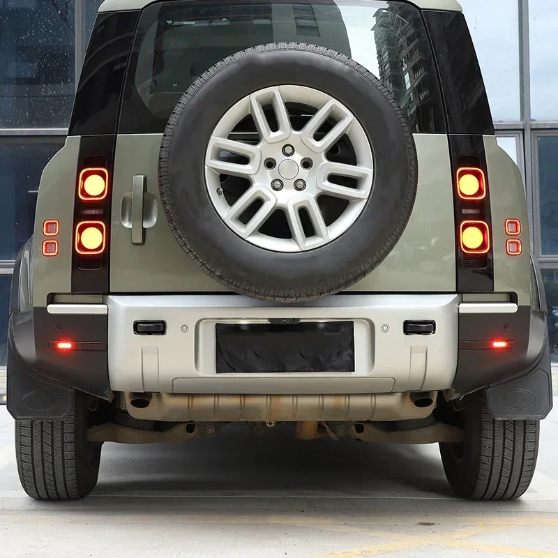 For 2020-2024 Land Rover Defender 90 110 130 ABS Black Car Rear Fog Lamp Cover Sticker Car Exterior Protection Accessories
For 2020-2024 Land Rover Defender 90 110 130 ABS Black Car Rear Fog Lamp Cover Sticker Car Exterior Protection Accessories