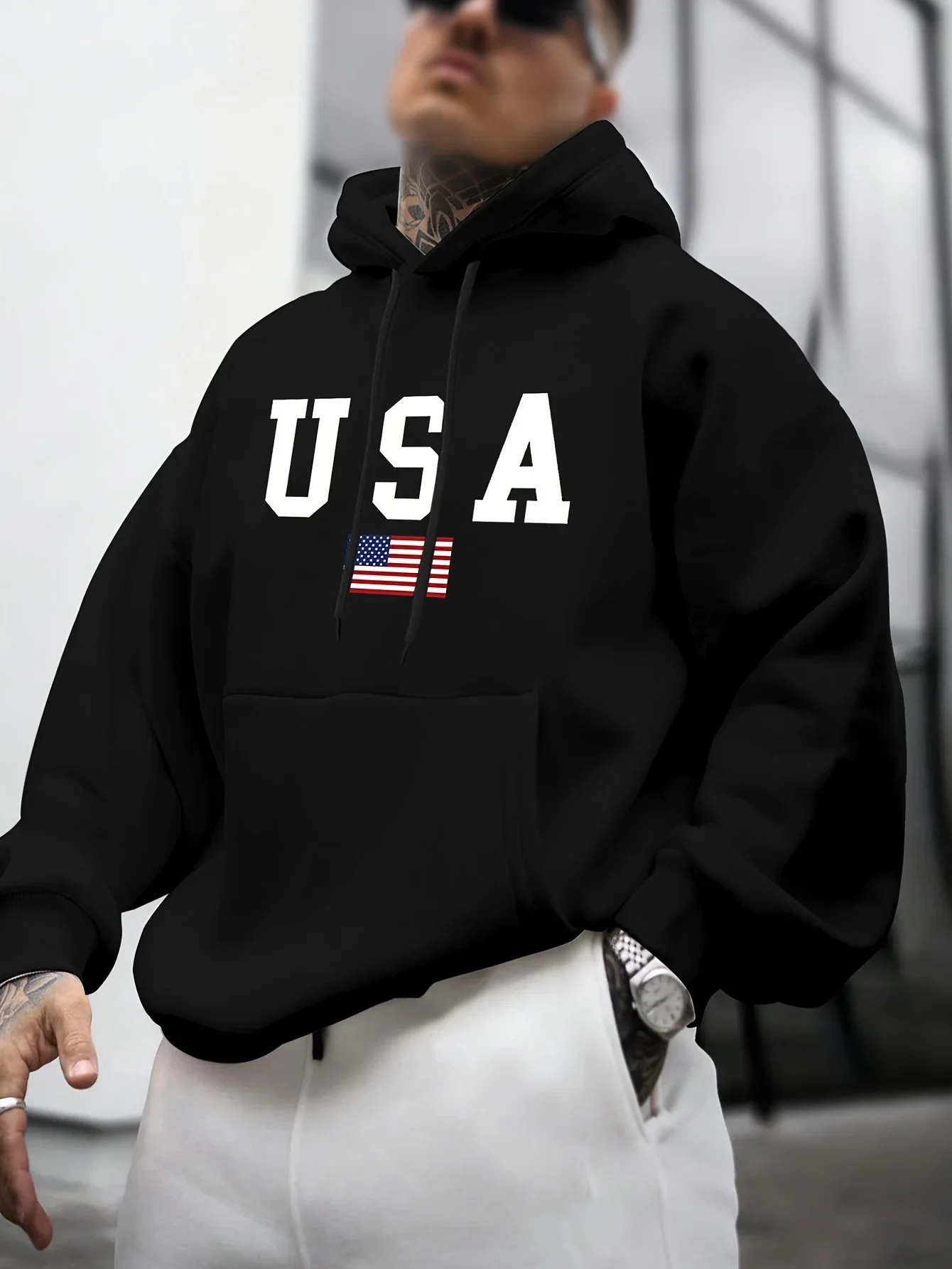Men's oversized printed hoodies suitable forautumn and winter wear couples street style casual wear, warm long-sleeved pullover.
Men's oversized printed hoodies suitable forautumn and winter wear couples street style casual wear, warm long-sleeved pullover.