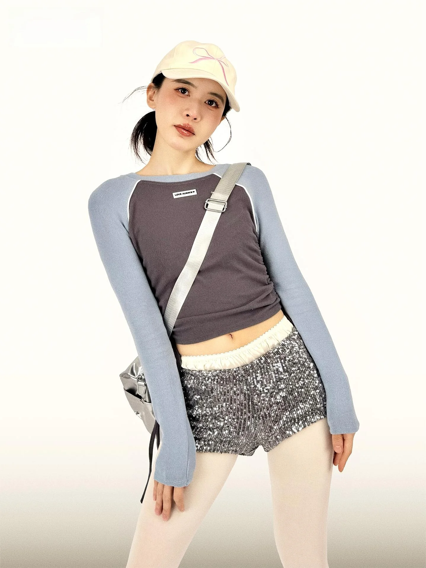 Sexy American Girl Satin Sequin Design Ultra-ort orts Two-Piece Set Women's Hot Sexy Base Layer orts Pants
Sexy American Girl Satin Sequin Design Ultra-ort orts Two-Piece Set Women's Hot Sexy Base Layer orts Pants