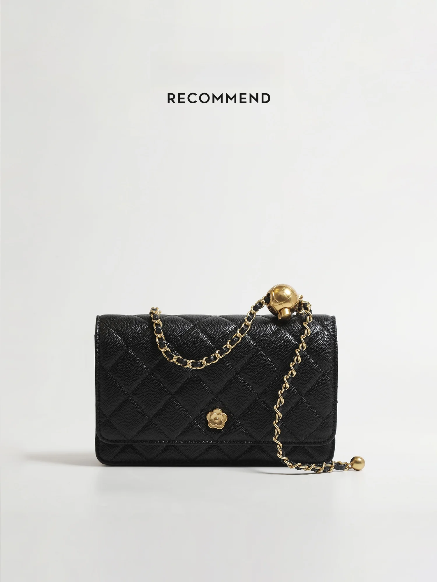 Guska Genuine Top Layer Cowhide Leather Small Square Bag Soft Diamond id Chain Crossbody Bag for Women Youth Daily Use
Guska Genuine Top Layer Cowhide Leather Small Square Bag Soft Diamond id Chain Crossbody Bag for Women Youth Daily Use