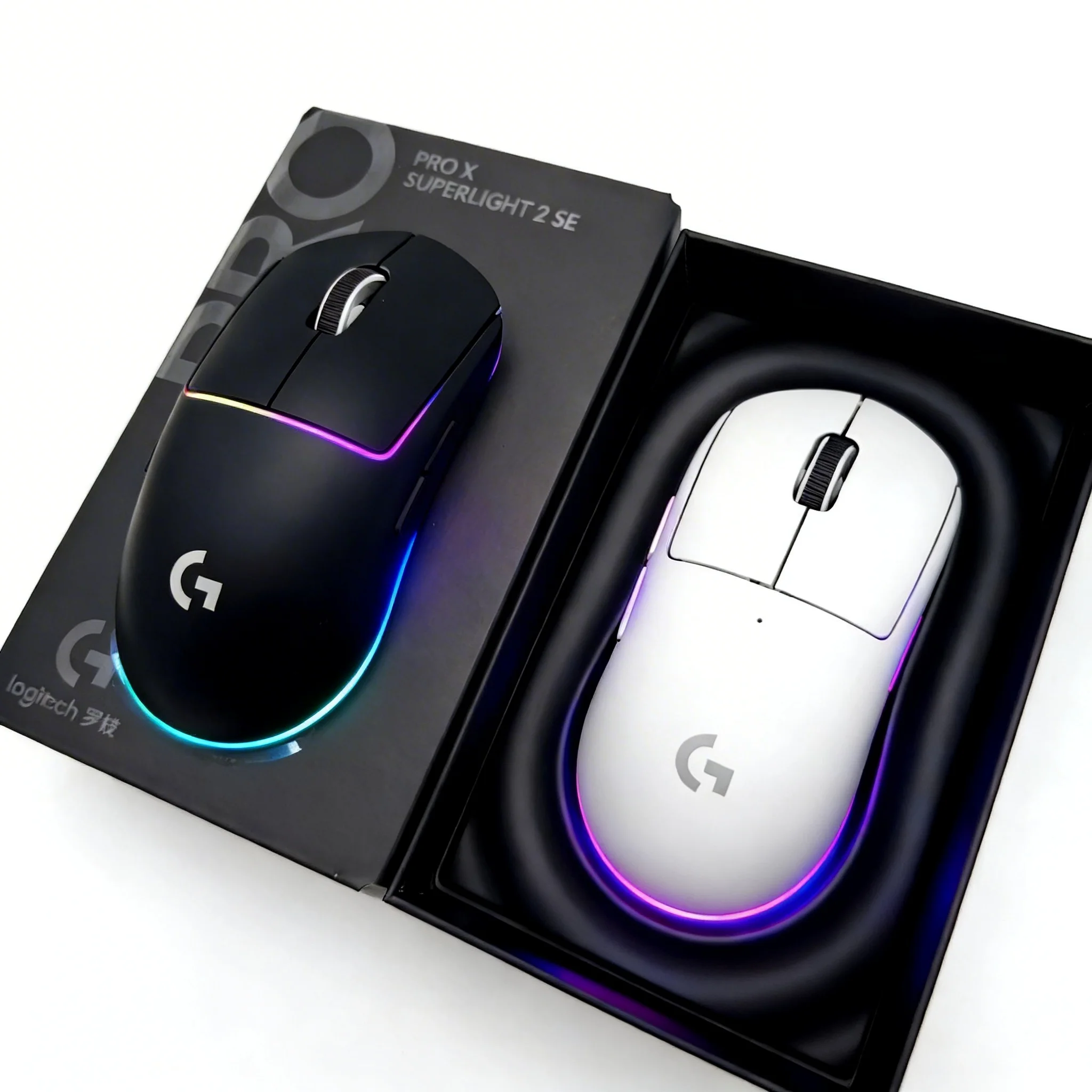 Logitech G PRO X/G102 gaming mouse, brand new and authentic, ergonomic design, comfortable for extended gaming sessions.
Logitech G PRO X/G102 gaming mouse, brand new and authentic, ergonomic design, comfortable for extended gaming sessions.