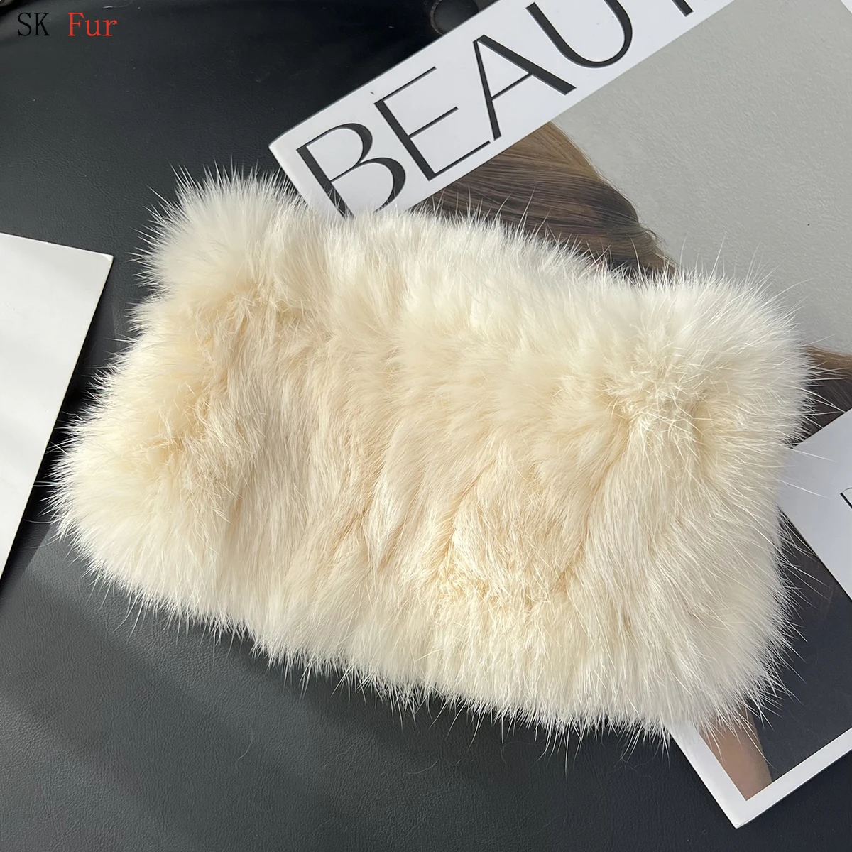Winter Women Real Fur Handmade Stretch Fur Scarf Knit Genuine Rabbit Fur Headbands Girls Natural Fur Ring Cowl Snood Scarves
Winter Women Real Fur Handmade Stretch Fur Scarf Knit Genuine Rabbit Fur Headbands Girls Natural Fur Ring Cowl Snood Scarves