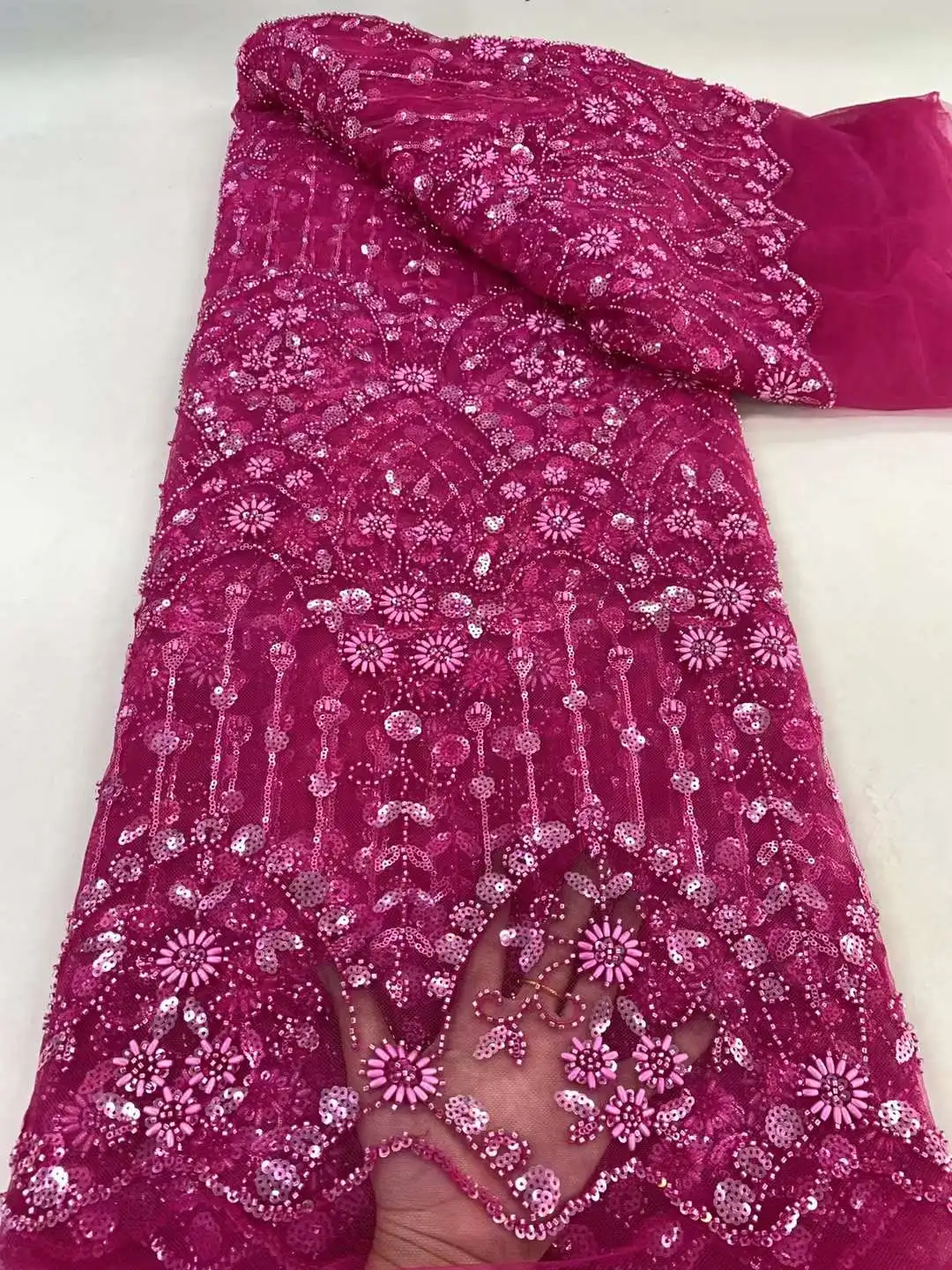 African Sequins Beaded Lace Fabrics 2024 High Quality Embroidery French Nigerian Lace Fabric For Wedding Sewing Material
African Sequins Beaded Lace Fabrics 2024 High Quality Embroidery French Nigerian Lace Fabric For Wedding Sewing Material
