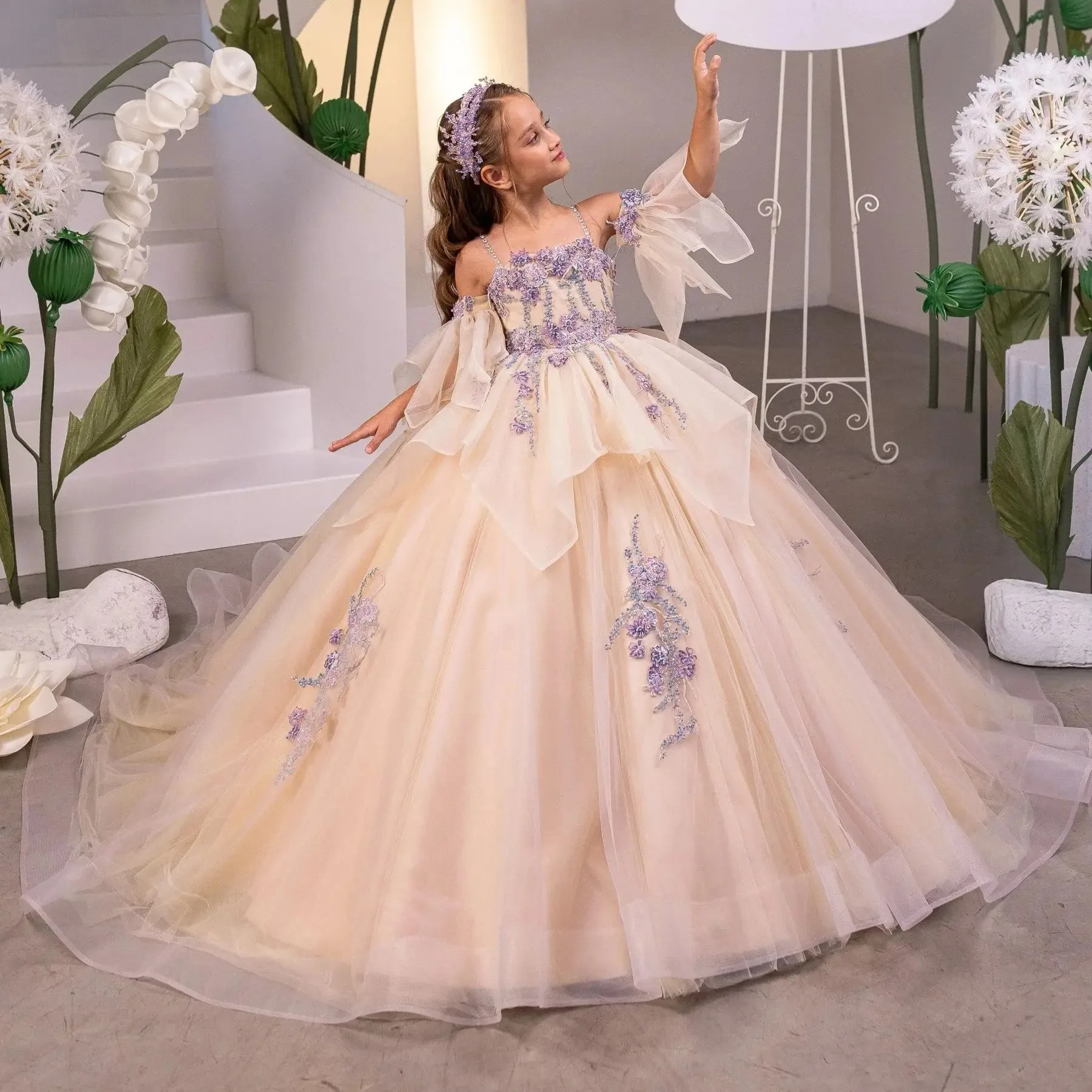Princess Flower Girl Dresses for Wedding Lace Appliques Girl Birthday Gowns for Photoshoot First Communion Gowns Customized
Princess Flower Girl Dresses for Wedding Lace Appliques Girl Birthday Gowns for Photoshoot First Communion Gowns Customized