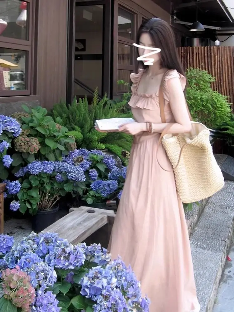 Fashionable Pink Blouse Style Women's Dress with Ruffle Sleeves And Square Collar Slimming Long Gown Sweet Japanese Style
Fashionable Pink Blouse Style Women's Dress with Ruffle Sleeves And Square Collar Slimming Long Gown Sweet Japanese Style