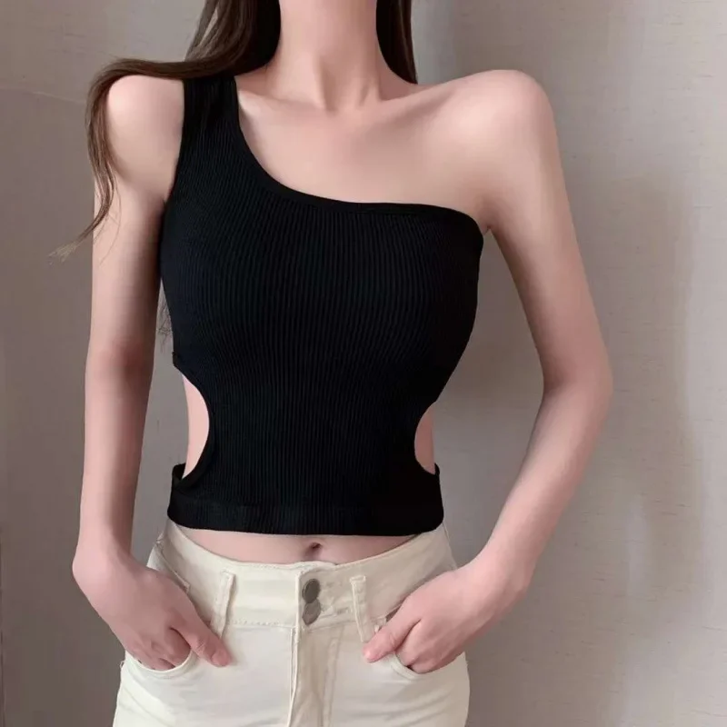 Spicy Shoulder Asymmetrical Strap Vest Women Summer Outdoor Wear with Chest Pad Integrated Wrap Chest Base Tube Top
Spicy Shoulder Asymmetrical Strap Vest Women Summer Outdoor Wear with Chest Pad Integrated Wrap Chest Base Tube Top