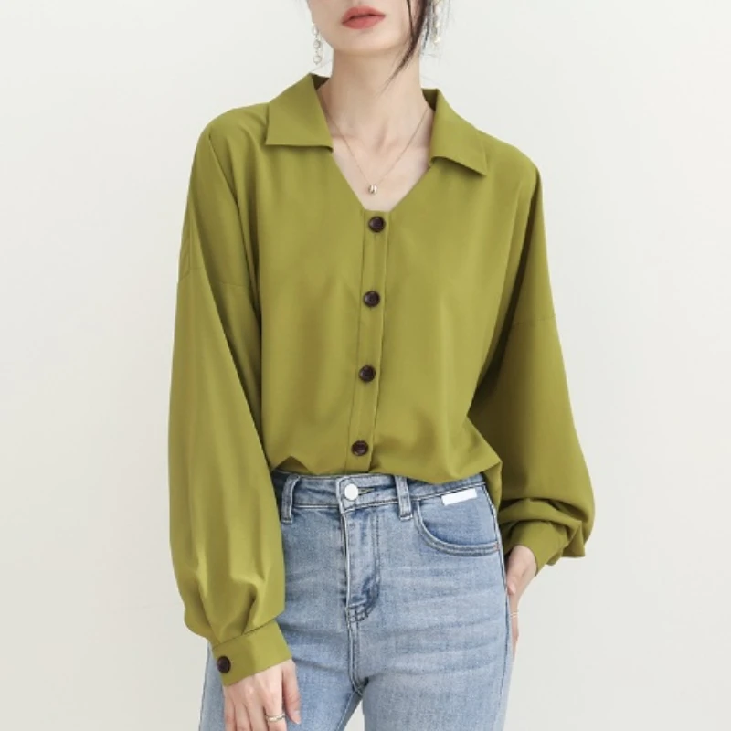 2026 Spring/Summer Fashion New Women's Elegant Design Satin Shirt with Collar Solid Color Loose Shoulder Long Sleeve Top
2026 Spring/Summer Fashion New Women's Elegant Design Satin Shirt with Collar Solid Color Loose Shoulder Long Sleeve Top