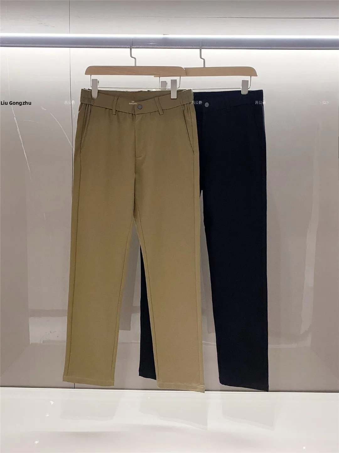 Модные повседневные брюки прямого кроя для мужчин, универсальные деловые повседневные хлопковые брюки, осень-зима, новинка
Модные повседневные брюки прямого кроя для мужчин, универсальные деловые повседневные хлопковые брюки, осень-зима, новинка