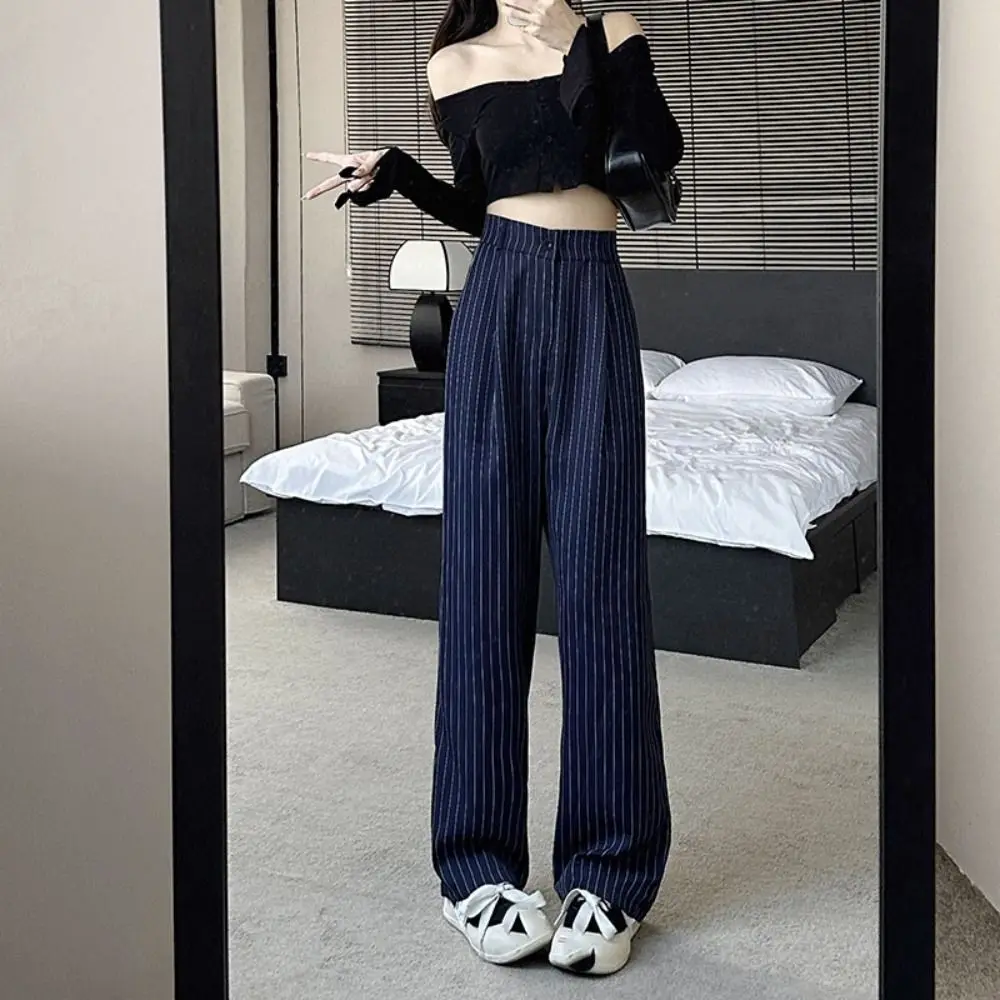 Простые свободные полосатые прямые брюки с высокой талией, тренировочные брюки, повседневные брюки, женские драпированные осенние широкие брюки, женские
Простые свободные полосатые прямые брюки с высокой талией, тренировочные брюки, повседневные брюки, женские драпированные осенние широкие брюки, женские