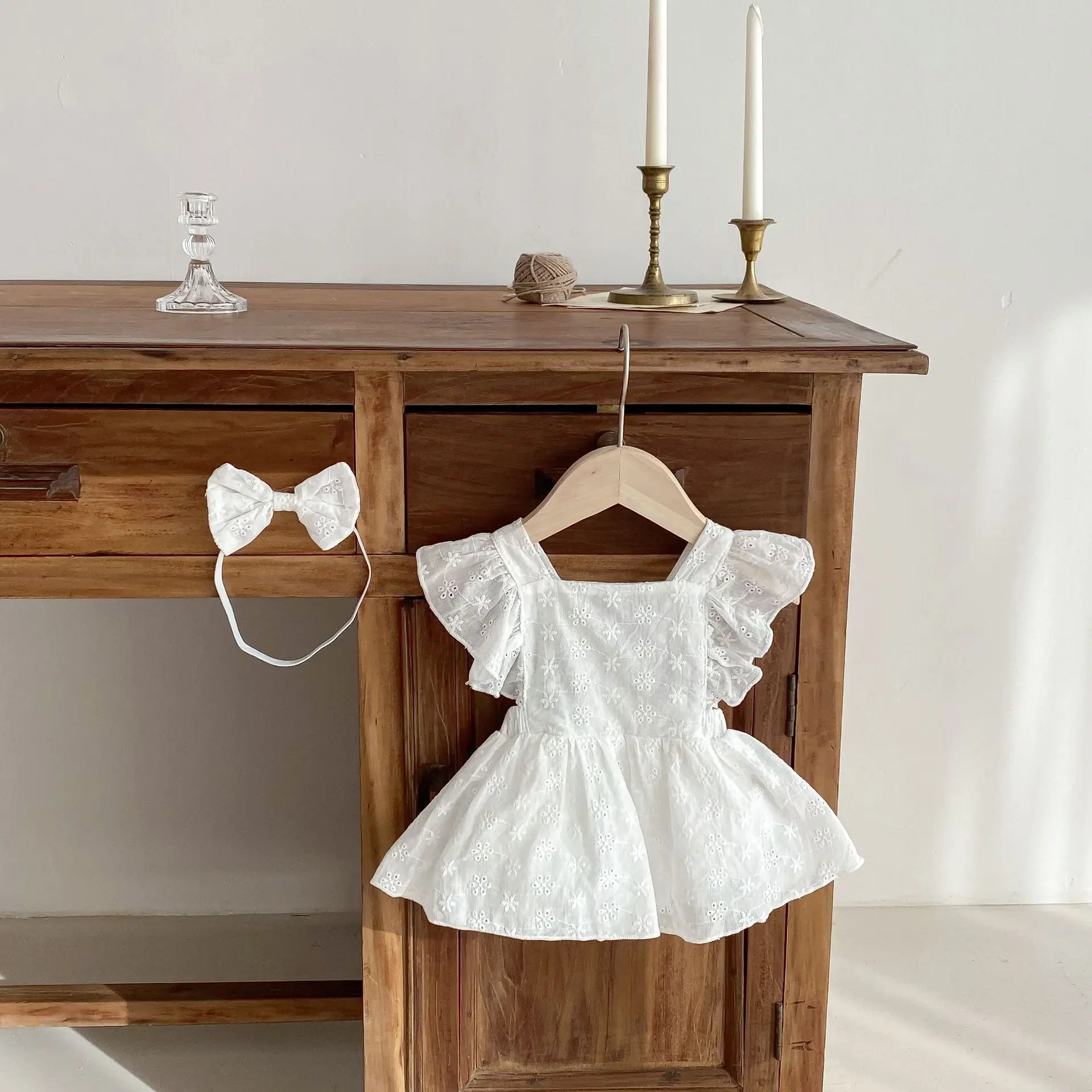 Summer Korean Style Baby Girl with Lace Sleeves Princess's Birthday Trendy Dress, Children's Baby Wrap Dress
Summer Korean Style Baby Girl with Lace Sleeves Princess's Birthday Trendy Dress, Children's Baby Wrap Dress